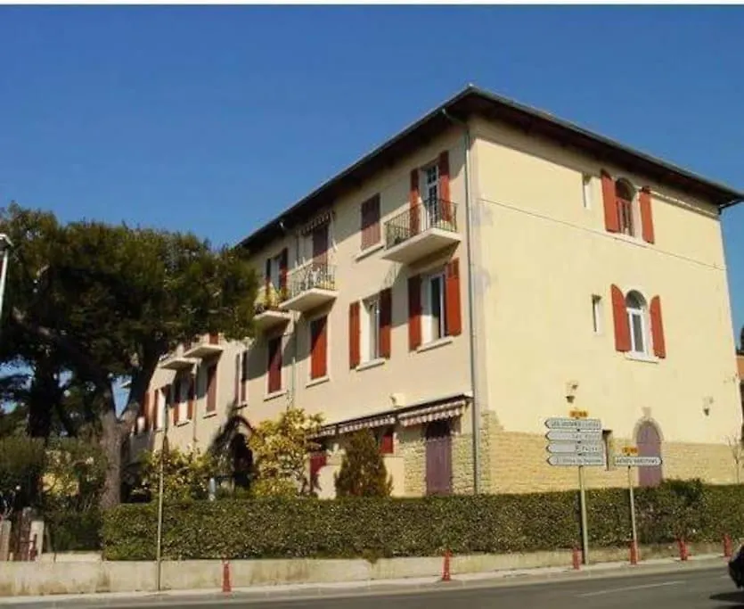 Le Sof Paradis 2 T2 Sur La Plage Des Lecques Saint-Cyr-sur-Mer 0*,  France